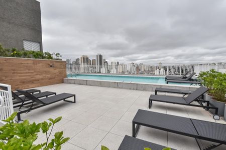 Apartamento à venda com 42m², 2 quartos e sem vagaÁrea comum - Piscina