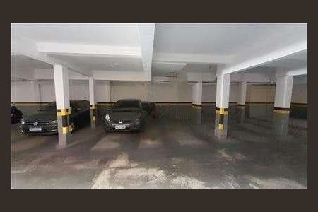 Apartamento à venda com 100m², 2 quartos e 2 vagas