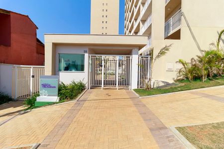 Studio para alugar com 28m², 1 quarto e sem vaga Studio para alugar com 28m², 1 quarto e sem vagaFachada e portaria