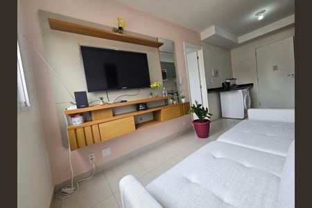 Sala de kitnet/studio para alugar com 1 quarto, 28m² em Vila das Belezas, São Paulo