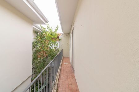 Casa à venda com 220m², 5 quartos e 3 vagas Casa à venda com 220m², 5 quartos e 3 vagasEdícula