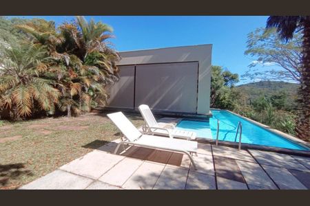 Casa à venda com 500m², 4 quartos e 4 vagas