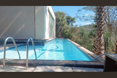 Casa à venda com 500m², 4 quartos e 4 vagas