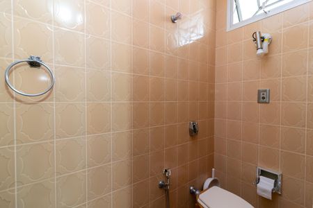 Casa para alugar com 360m², 3 quartos e 4 vagas Casa para alugar com 360m², 3 quartos e 4 vagasBanheiro da Suíte