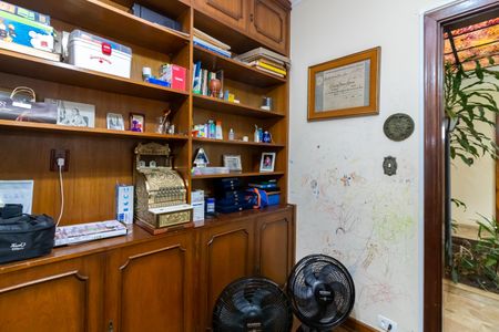 Casa para alugar com 360m², 3 quartos e 4 vagas Casa para alugar com 360m², 3 quartos e 4 vagasQuarto 4 / Escritório