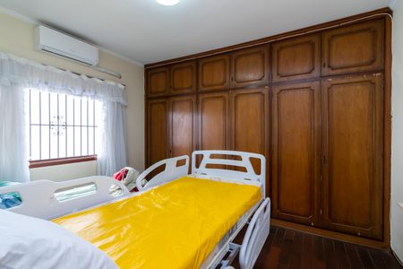 Casa para alugar com 360m², 3 quartos e 4 vagas Casa para alugar com 360m², 3 quartos e 4 vagasSuíte