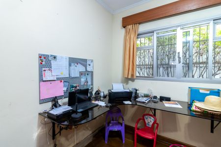 Casa para alugar com 360m², 3 quartos e 4 vagas Casa para alugar com 360m², 3 quartos e 4 vagasQuarto 4 / Escritório