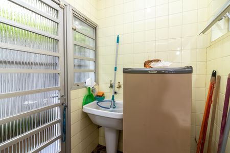 Casa para alugar com 360m², 3 quartos e 4 vagas Casa para alugar com 360m², 3 quartos e 4 vagasÁrea de Serviço