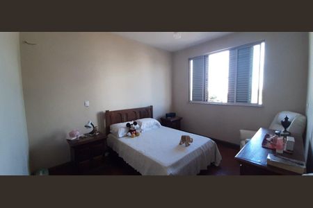 Apartamento à venda com 5 quartos, 217m² em Vila Cloris, Belo Horizonte