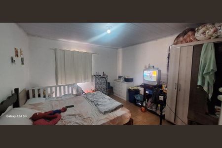 Casa à venda com 196m², 4 quartos e sem vaga