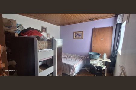 Casa à venda com 196m², 4 quartos e sem vaga