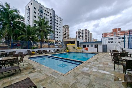 Apartamento para alugar com 328m², 4 quartos e 3 vagas Apartamento para alugar com 328m², 4 quartos e 3 vagasÁrea comum - Piscina