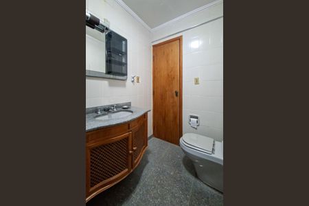 Apartamento para alugar com 328m², 4 quartos e 3 vagas Apartamento para alugar com 328m², 4 quartos e 3 vagasBanheiro