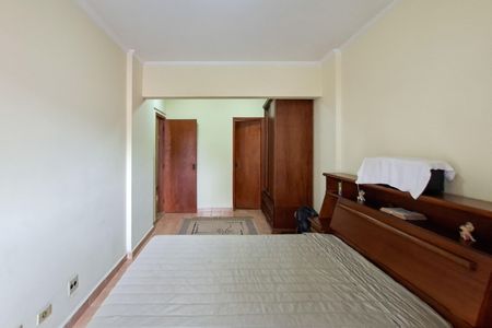 Apartamento para alugar com 328m², 4 quartos e 3 vagas Apartamento para alugar com 328m², 4 quartos e 3 vagasSuite 1