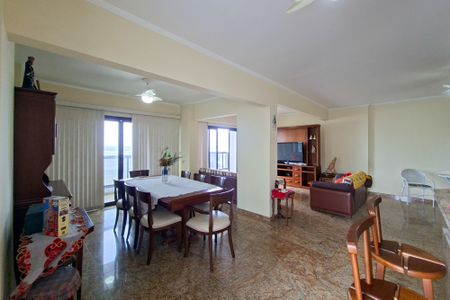 Apartamento para alugar com 328m², 4 quartos e 3 vagas Apartamento para alugar com 328m², 4 quartos e 3 vagasSala