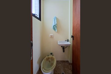 Apartamento para alugar com 328m², 4 quartos e 3 vagas Apartamento para alugar com 328m², 4 quartos e 3 vagaslavabo