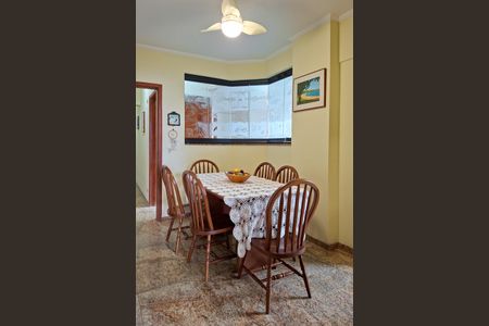 Apartamento para alugar com 328m², 4 quartos e 3 vagas Apartamento para alugar com 328m², 4 quartos e 3 vagasCopa