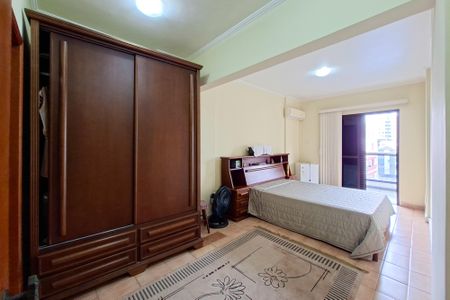 Apartamento para alugar com 328m², 4 quartos e 3 vagas Apartamento para alugar com 328m², 4 quartos e 3 vagasSuite 1