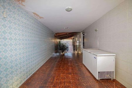 Casa à venda com 3 quartos, 280m² em Santa Efigênia, Belo Horizonte