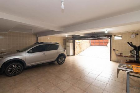 Casa à venda com 355m², 4 quartos e 8 vagasGaragem