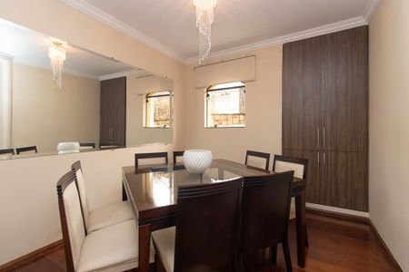 Casa à venda com 355m², 4 quartos e 8 vagasSala de Jantar