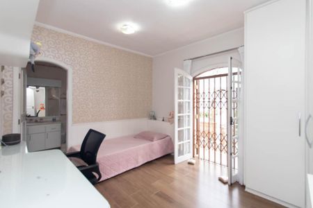 Casa à venda com 355m², 4 quartos e 8 vagasSuíte 1