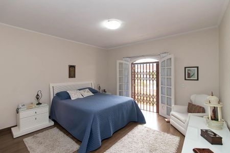 Casa à venda com 355m², 4 quartos e 8 vagasSuíte 4