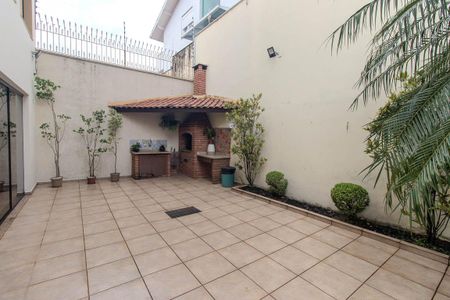 Casa à venda com 355m², 4 quartos e 8 vagasÁrea Gourmet