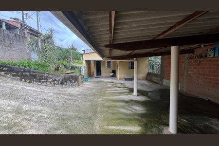 Casa à venda com 155m², 3 quartos e 4 vagasQuintal - Garagem