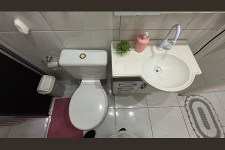 Casa à venda com 155m², 3 quartos e 4 vagasBanheiro