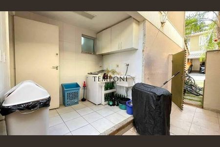 Casa à venda com 110m², 4 quartos e 2 vagas