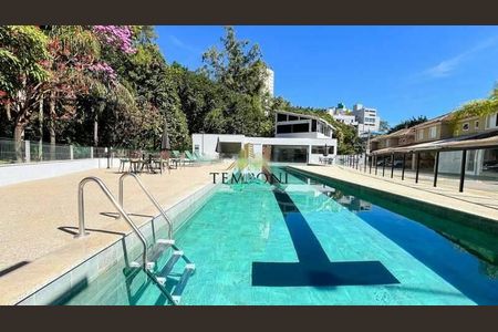 Casa à venda com 110m², 4 quartos e 2 vagas