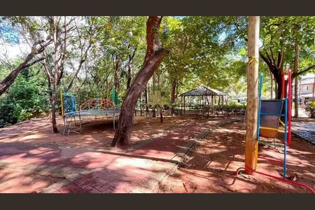 Casa à venda com 110m², 4 quartos e 2 vagas