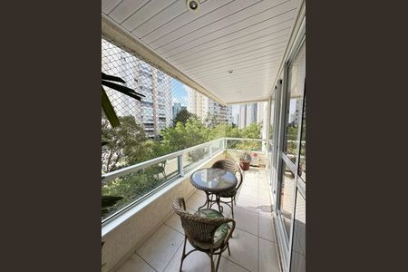 Apartamento à venda com 114m², 3 quartos e 3 vagas Apartamento à venda com 114m², 3 quartos e 3 vagasFoto 12