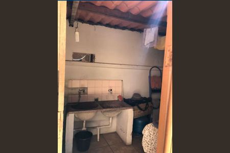 Casa à venda com 250m², 3 quartos e 2 vagas