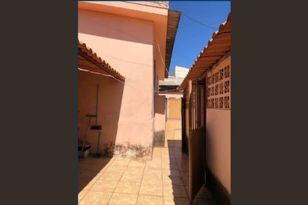 Casa à venda com 250m², 3 quartos e 2 vagas