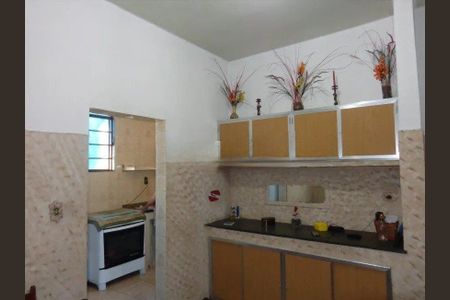 Casa à venda com 179m², 3 quartos e 4 vagas