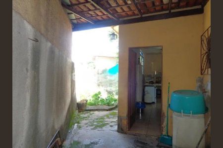 Casa à venda com 179m², 3 quartos e 4 vagas