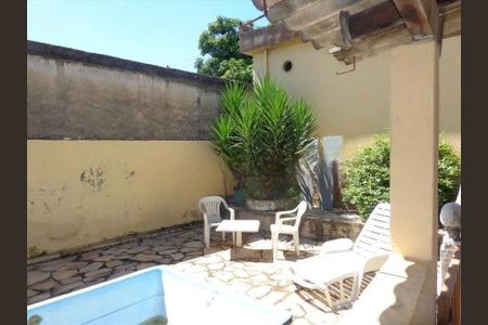 Casa à venda com 179m², 3 quartos e 4 vagas