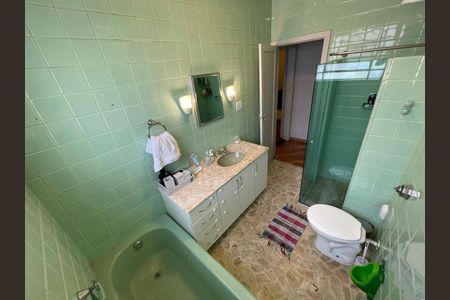 Apartamento à venda com 4 quartos, 200m² em Lourdes, Belo Horizonte