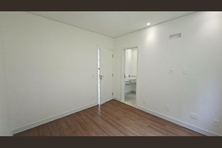 Casa à venda com 360m², 3 quartos e 4 vagas