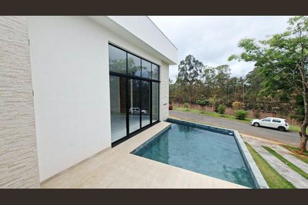 Casa à venda com 360m², 3 quartos e 4 vagas