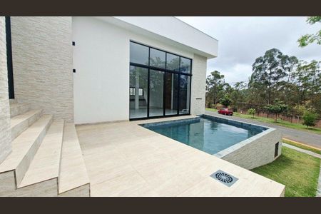 Casa à venda com 360m², 3 quartos e 4 vagas