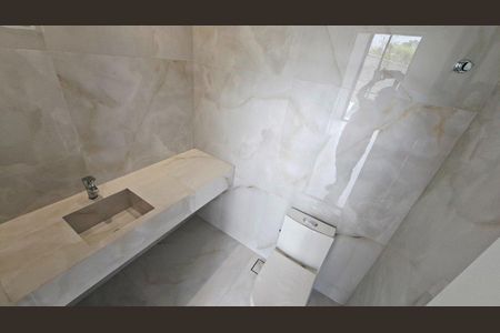 Casa à venda com 360m², 3 quartos e 4 vagas