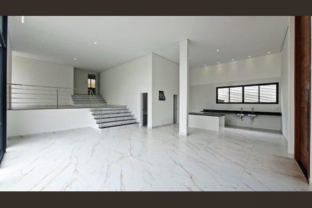 Casa à venda com 360m², 3 quartos e 4 vagas