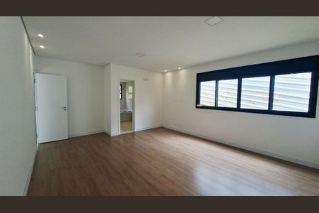 Casa à venda com 360m², 3 quartos e 4 vagas