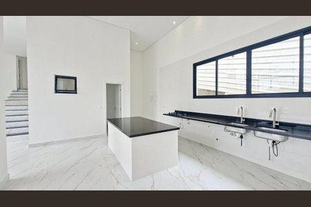 Casa à venda com 360m², 3 quartos e 4 vagas