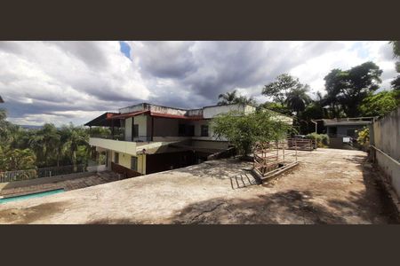 Casa à venda com 821m², 6 quartos e 5 vagas