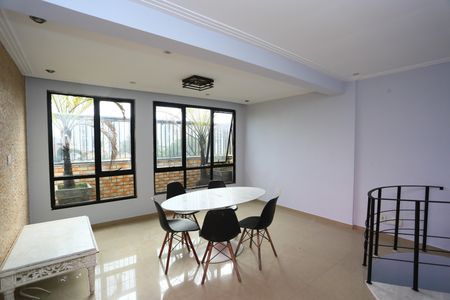 Apartamento à venda com 142m², 2 quartos e 2 vagassala da cobertura