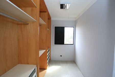 Apartamento à venda com 142m², 2 quartos e 2 vagasCloset da suíte
